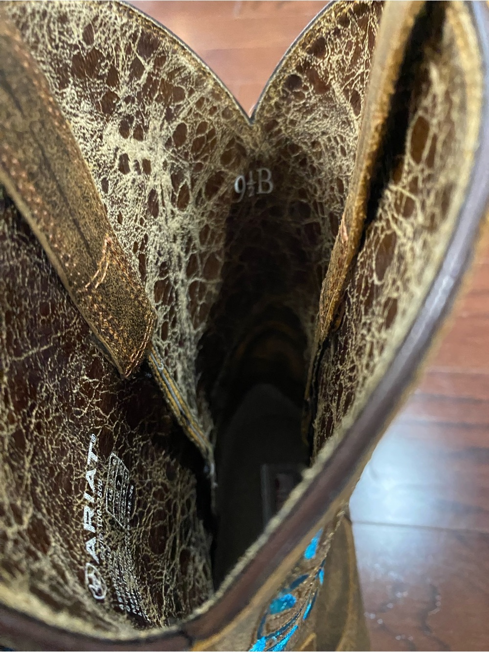 Ariat Embroidered Western Boots 9 1/2Square Toe Turquoise Brown NWOT - Picture 6 of 9
